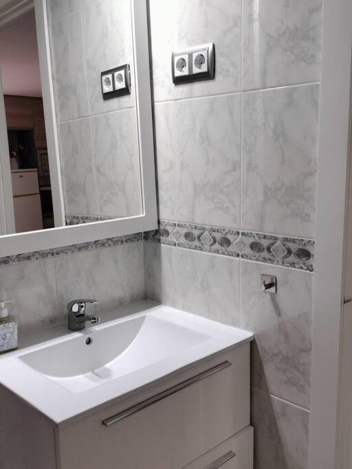 Apartamento La Doncella Alcalá de Henares Exterior foto